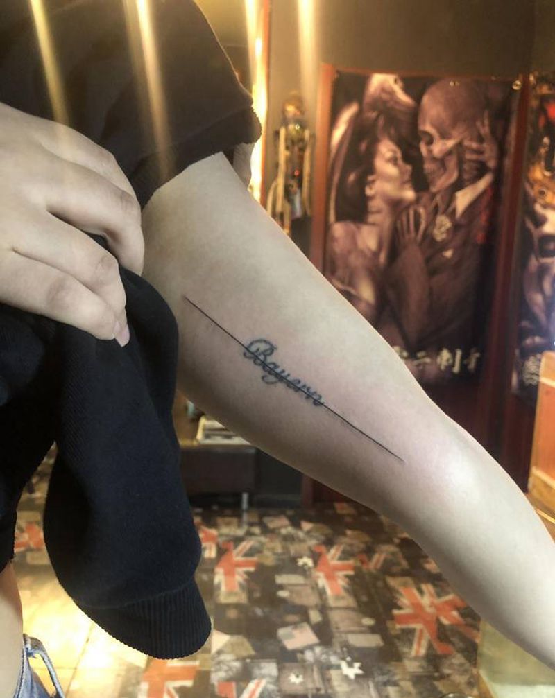 线纹身图片_手臂腿部点刺几何纹身图案