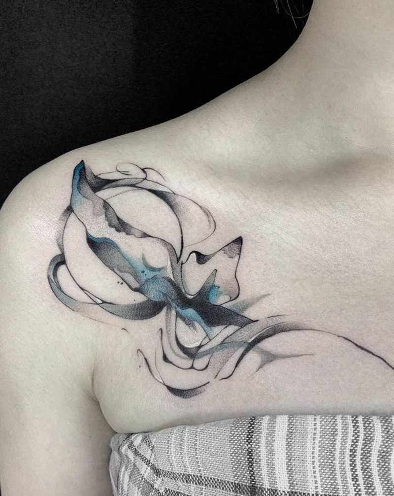 鱼尾纹身图片_肩部水墨纹身图案