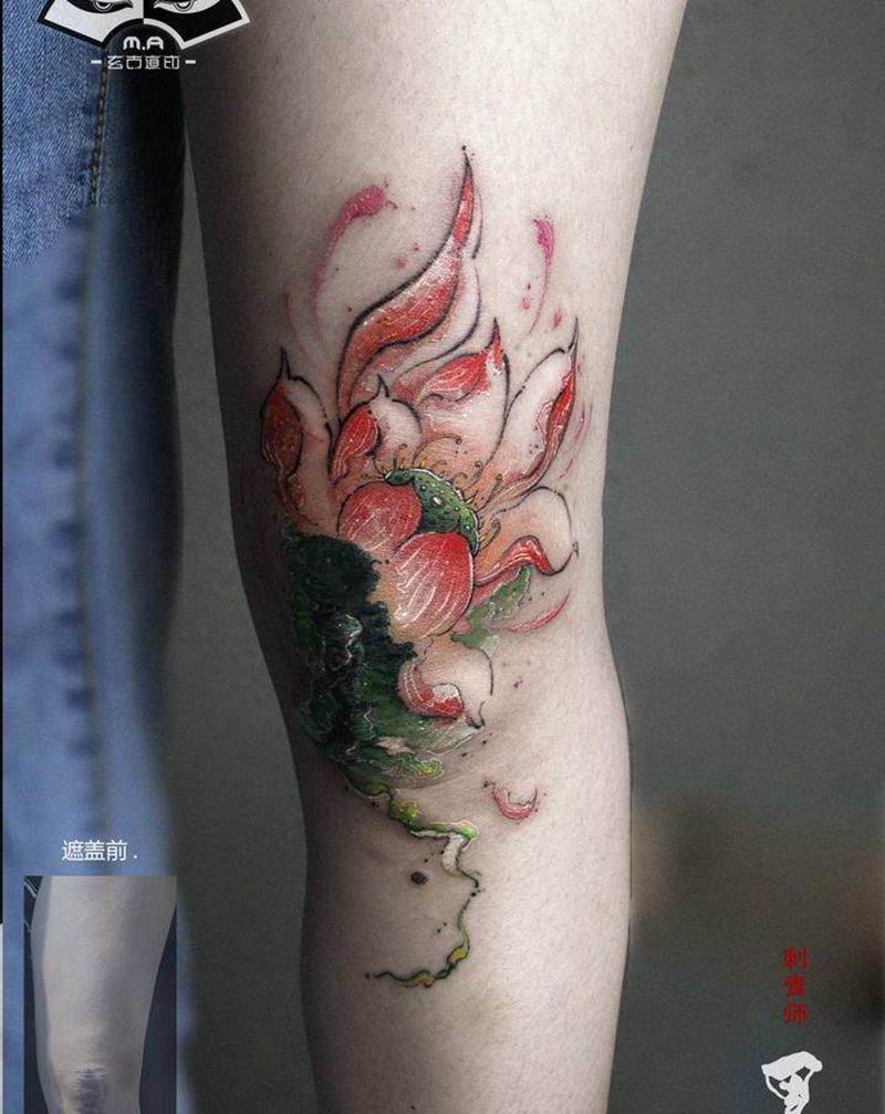荷花纹身图片_腿部水墨纹身图案