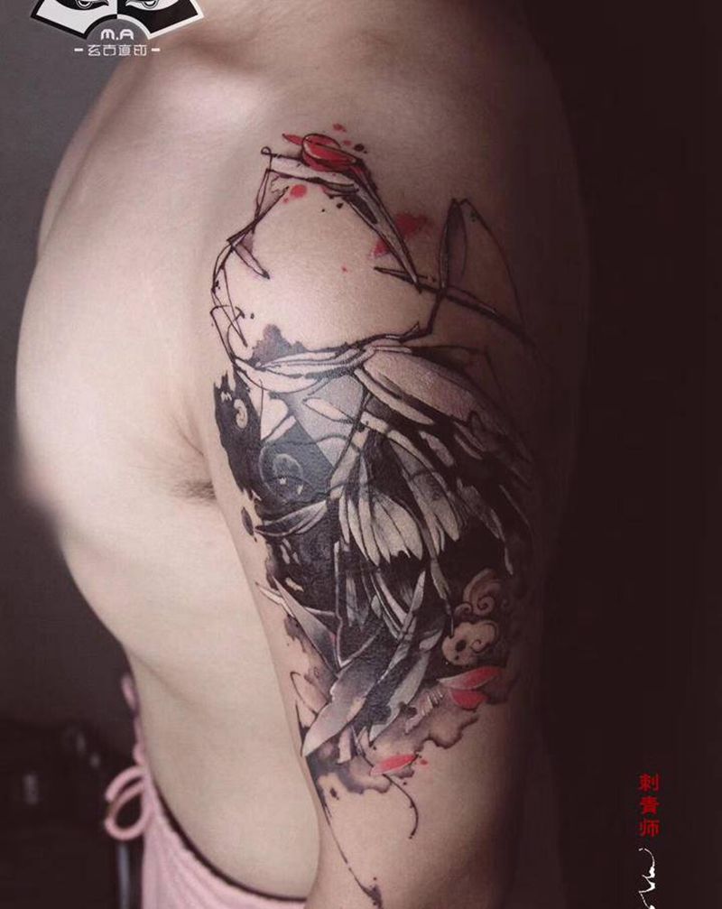 鹤纹身图片_手臂肩部水墨纹身图案