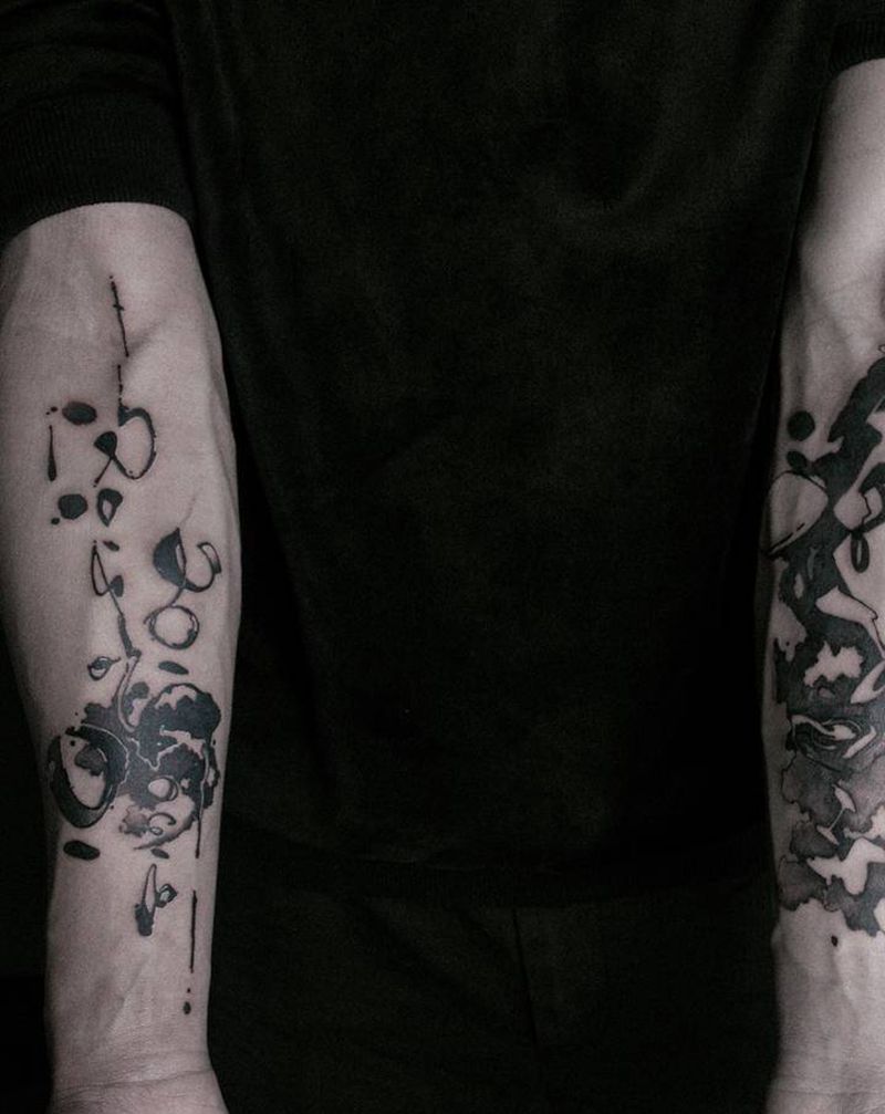 浪子回头纹身图片_手臂水墨新传统纹身图案