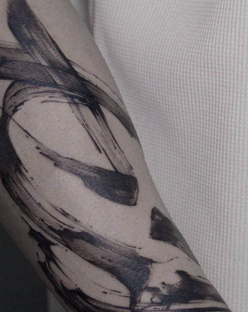 笔触纹身图片_手臂新传统水墨纹身图案
