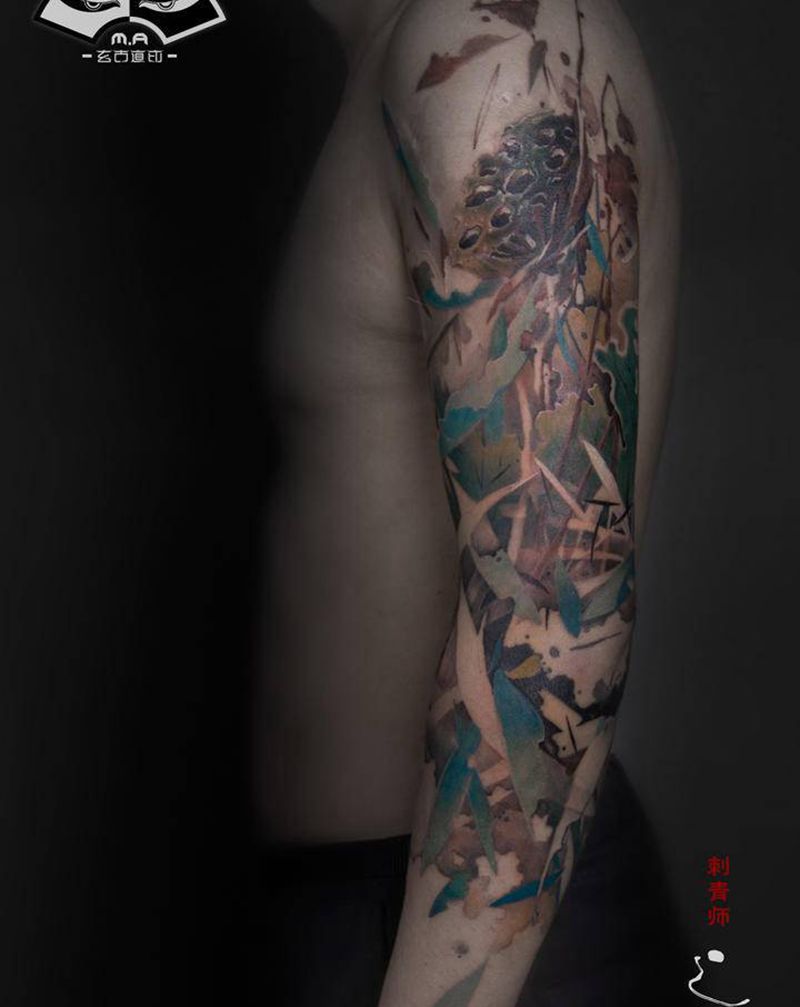 荷纹身图片_手臂新传统水墨纹身图案