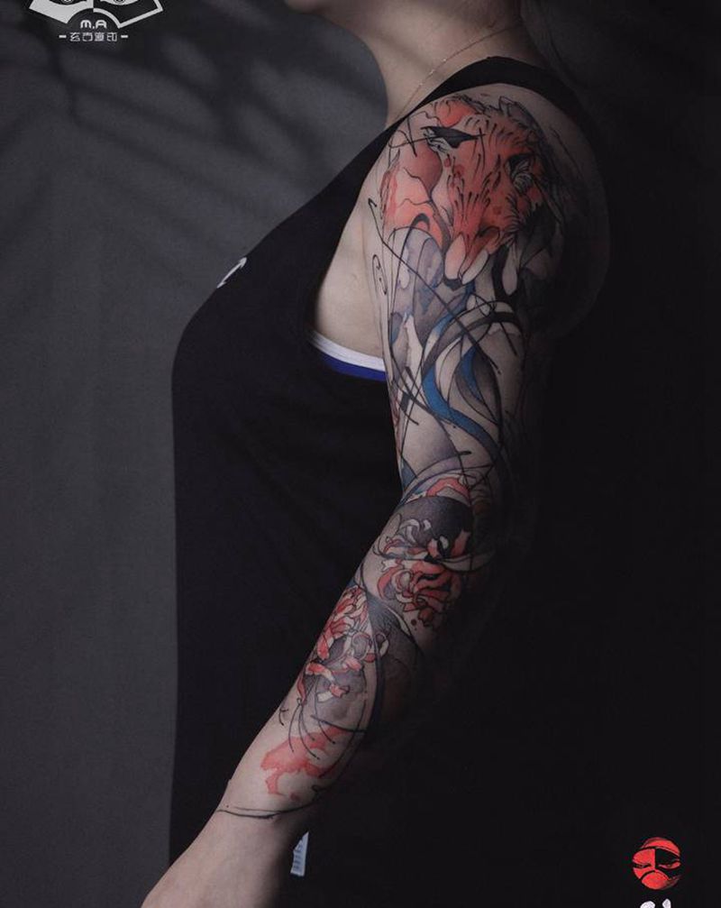 狐狸妈妈纹身图片_手臂水彩水墨纹身图案