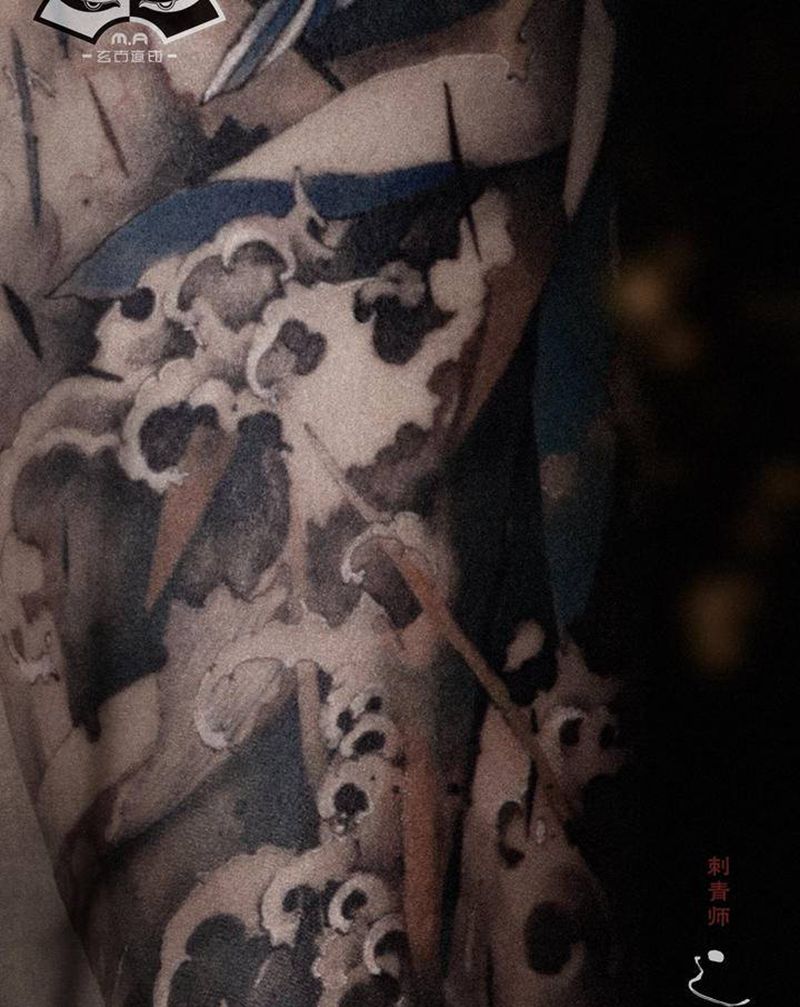 沼泽纹身图片_手臂水墨古风纹身图案