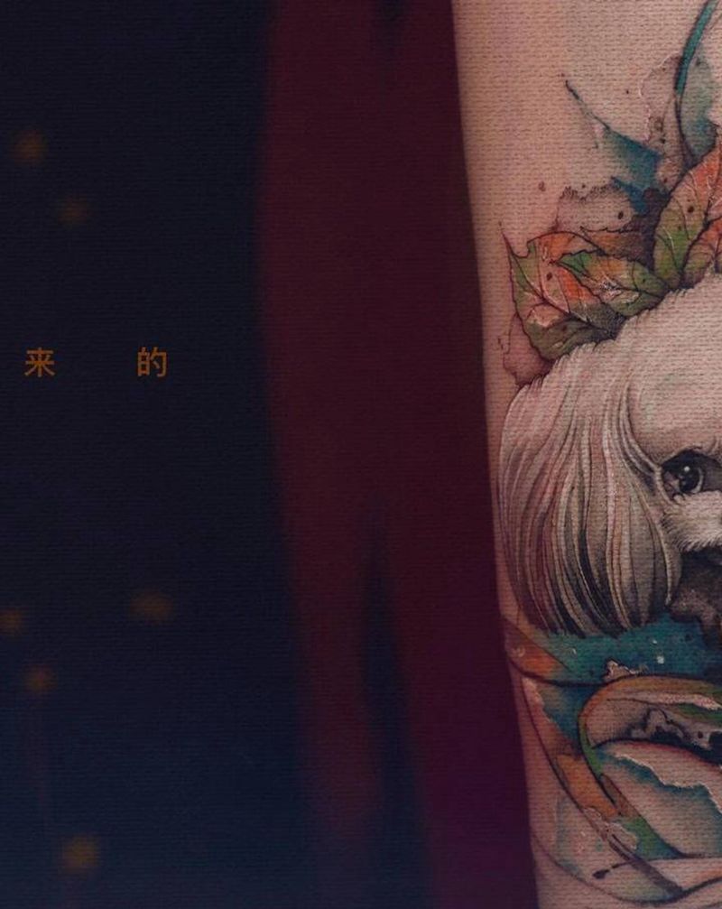 薄荷和你纹身图片_腿部水墨水彩纹身图案