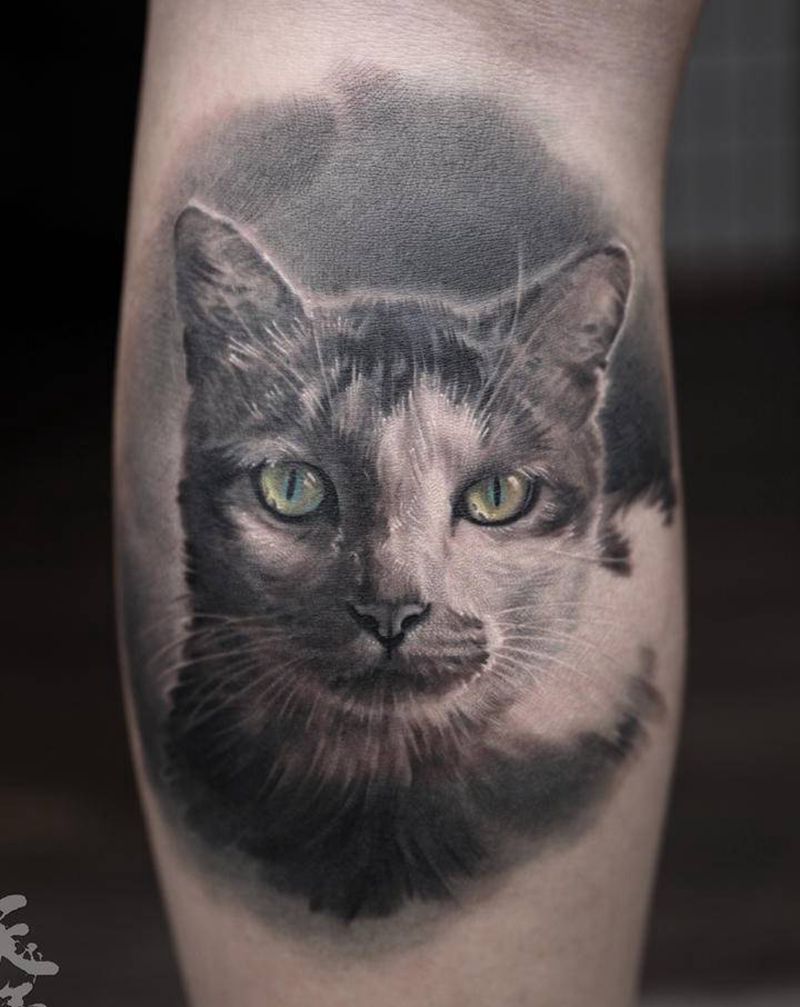 写实作品：猫 （天予刺青•高超纹身图片_腿部欧美写实纹身图案