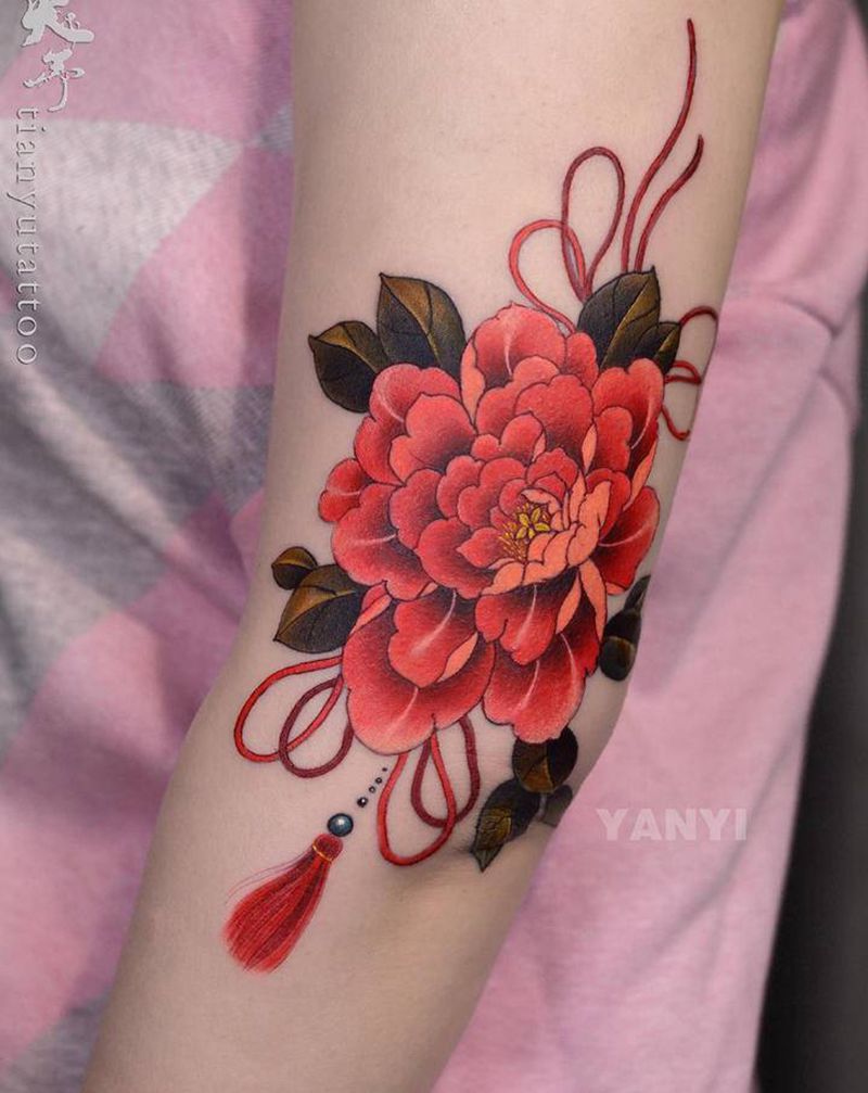 仙气飘飘的牡丹纹身图片_手臂新传统纹身图案