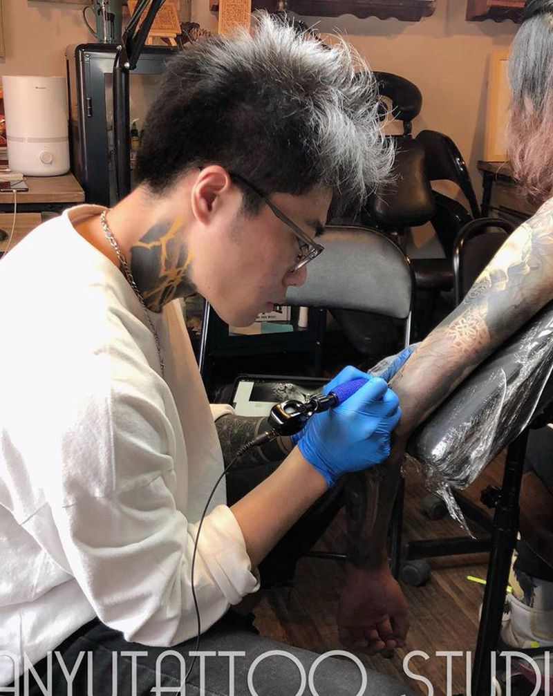 忙碌的工作，正在进行中纹身图片_天予刺青纹身图案