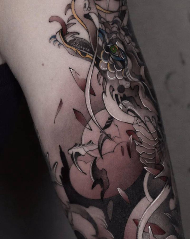 龙纹身图片_手臂水墨水彩纹身图案