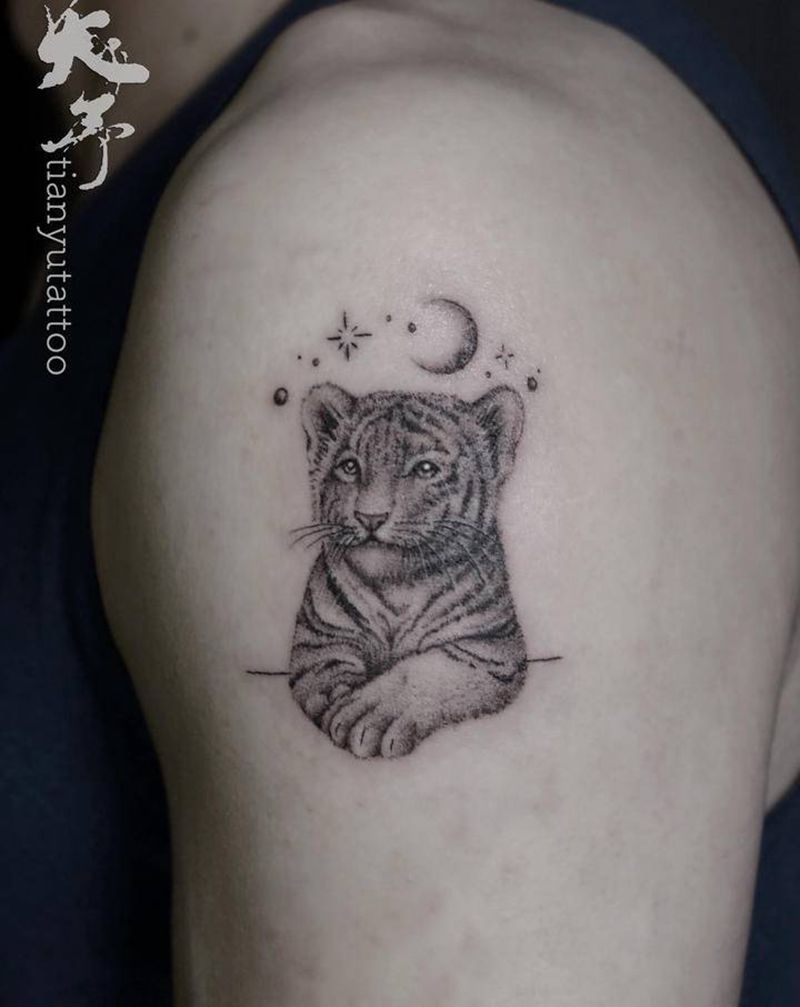 小老虎写实纹身纹身图片_手臂欧美写实纹身图案