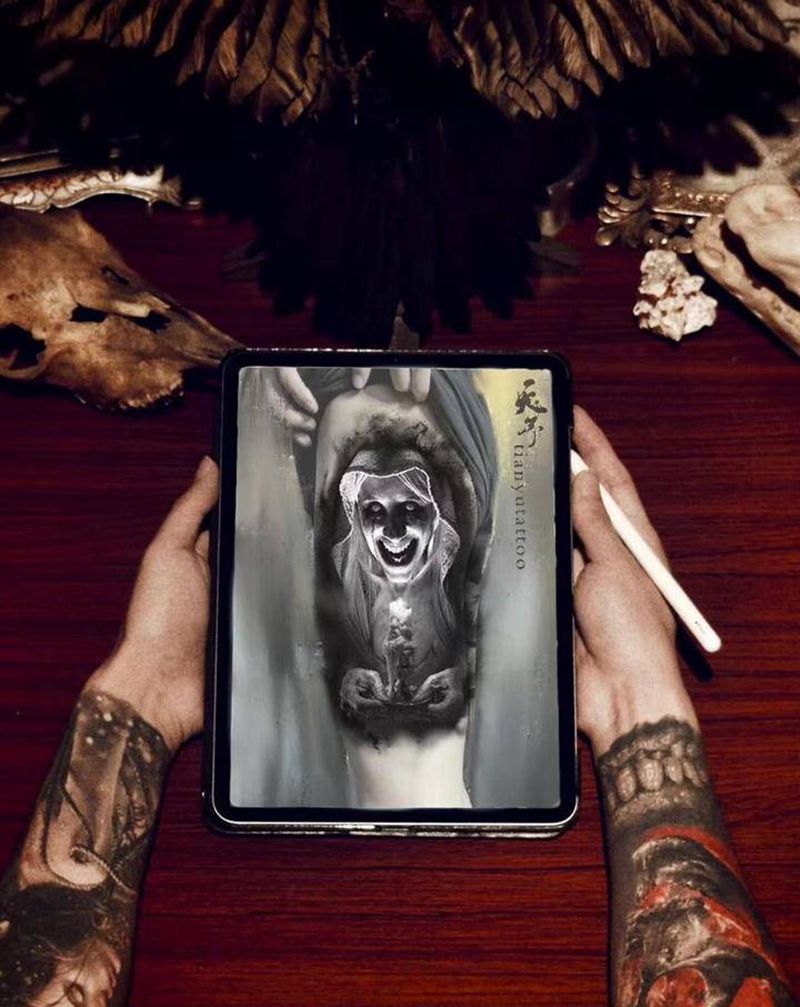 ★新设计的暗黑写实风格手稿纹身图片_腿部欧美写实纹身图案