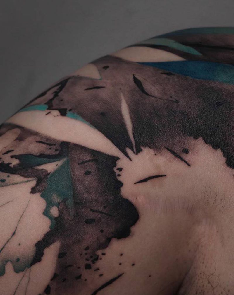 荷纹身图片_手臂水墨纹身图案