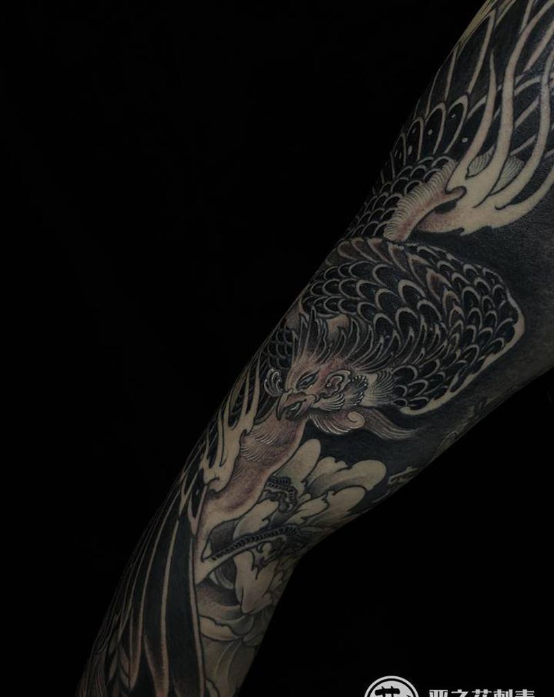 A纹身图片_手臂腿部欧美写实新传统纹身图案