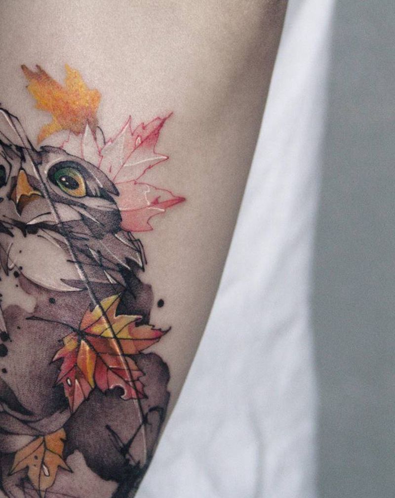 猫头鹰纹身图片_手部水墨纹身图案