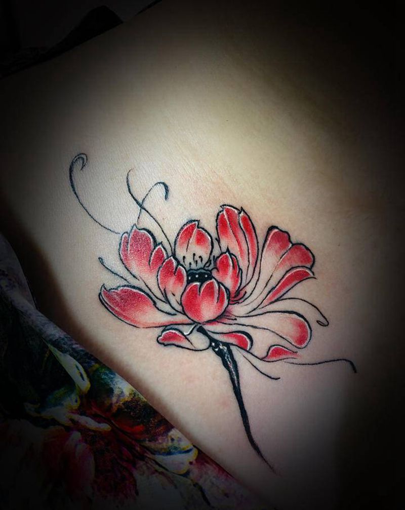 荷花纹身图片_胸部新传统纹身图案