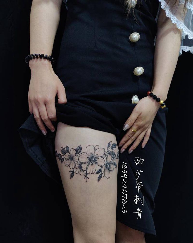 素花纹身图片_腿部新传统纹身图案