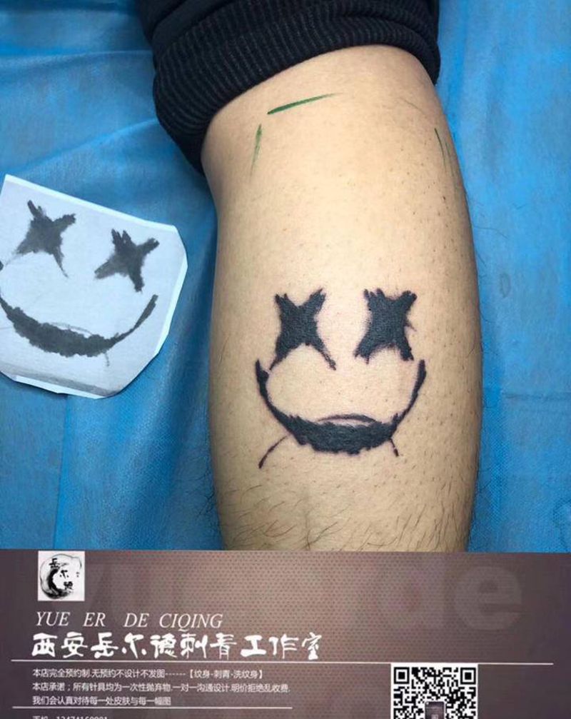 小丑纹身图片_腿部图腾纹身图案