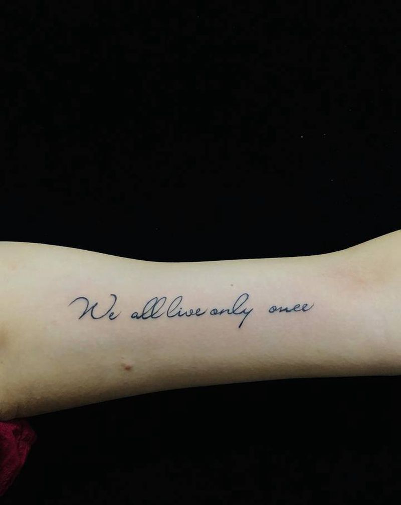 英文字母纹身图片_手臂新传统纹身图案