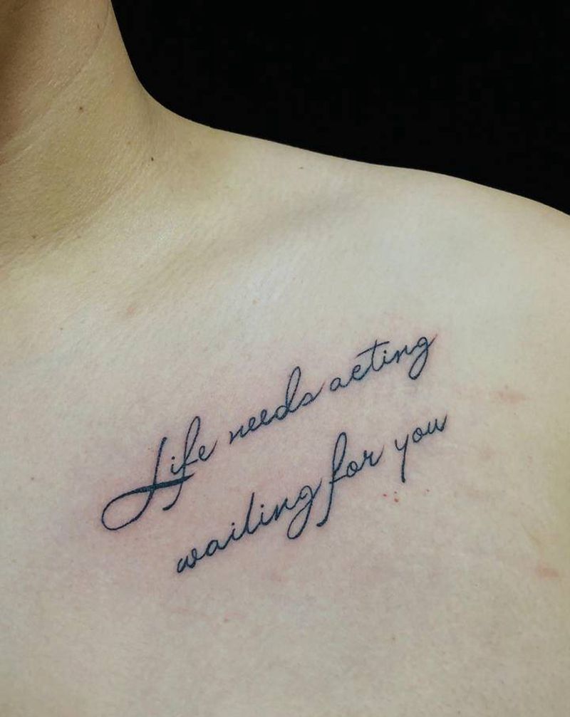 英文纹身图片_胸部纹身图案