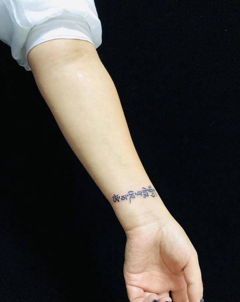 梵文遮盖纹身图片_手臂纹身图案