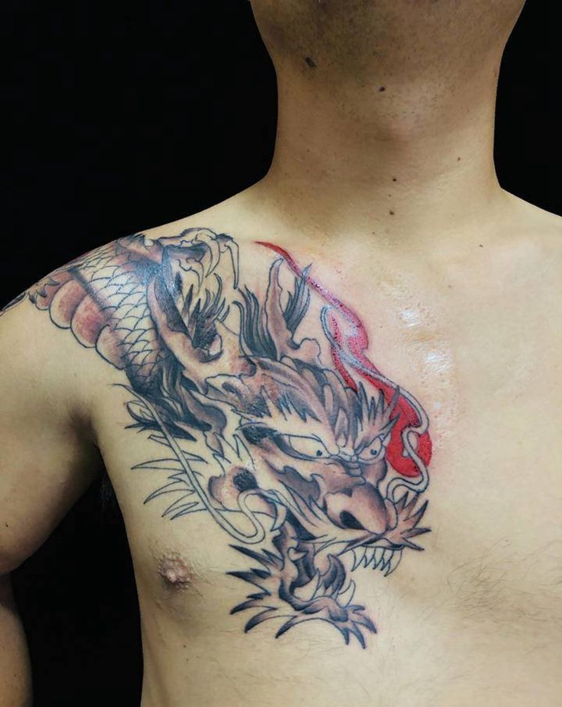 过肩龙纹身图片_肩部新传统纹身图案