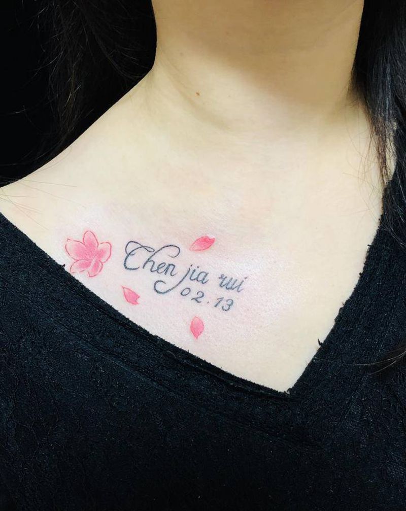 小清新纹身图片_胸部新传统纹身图案