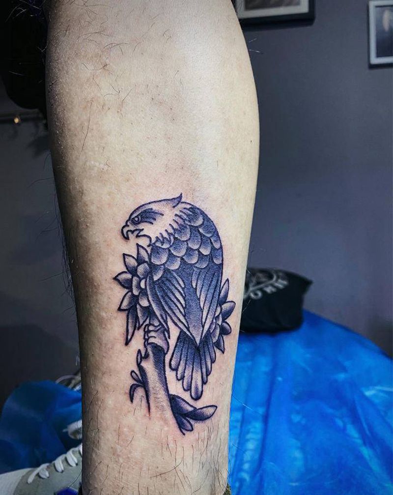 鹰纹身图片_Old School纹身图案