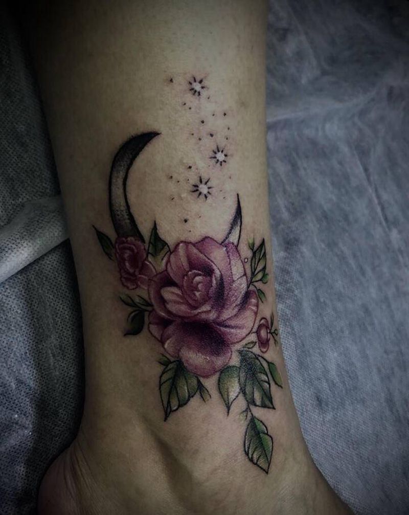 花纹身图片_腿部脚部纹身图案