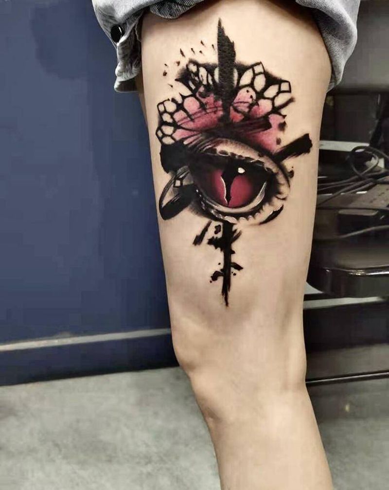 眼睛纹身图片_腿部图腾纹身图案