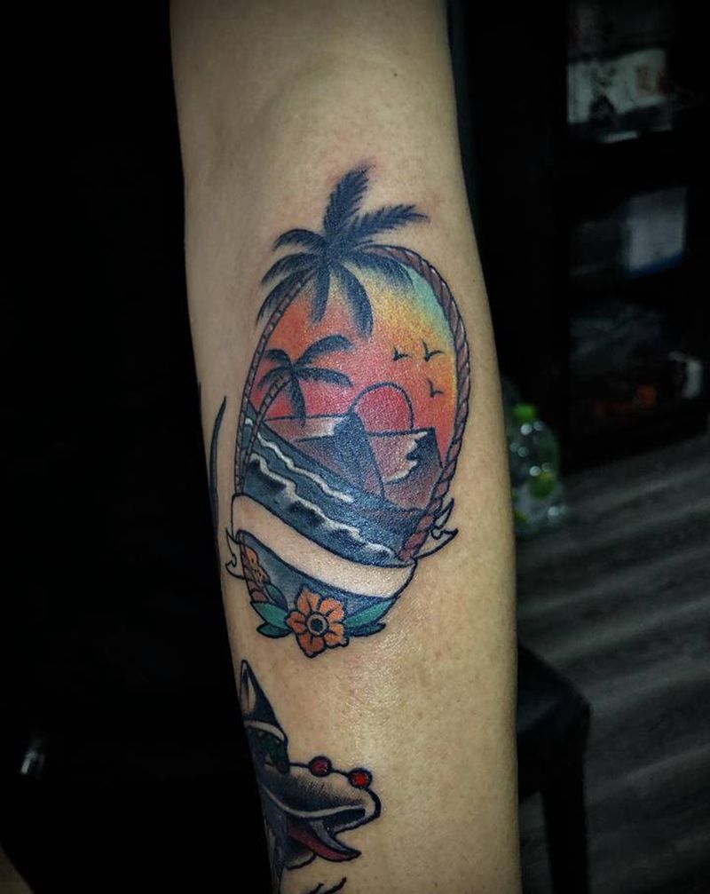 海滩纹身图片_手臂Old SchoolNew School纹身图案