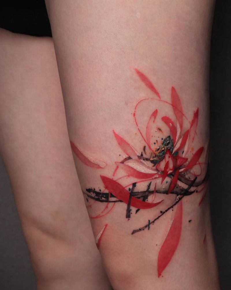 《莲》纹身图片_腿部水墨莲花荷花纹身图案