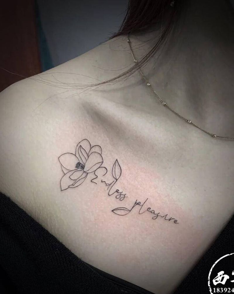 小清新纹身图片_胸部纹身图案