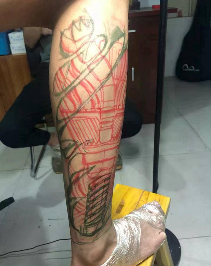 机械腿纹身图片_腿部手臂欧美写实机械纹身图案