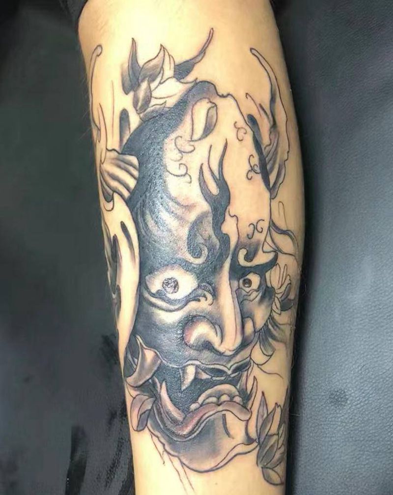 般若纹身图片_腿部纹身图案