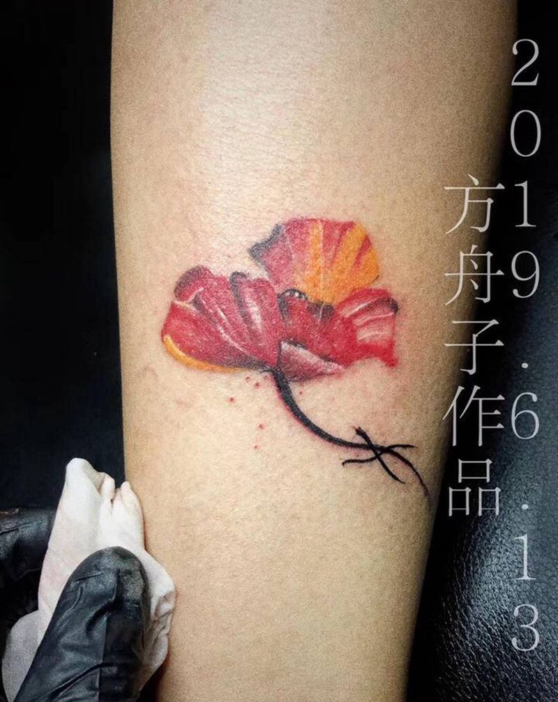 美丽的花纹身图片_手臂腿部水彩花纹身图案