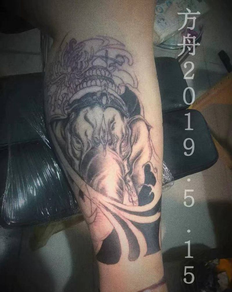 象神纹身图片_手臂腿部新传统老传统象神纹身图案