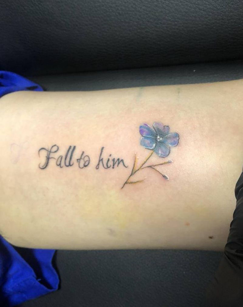 花纹身图片_手臂纹身图案