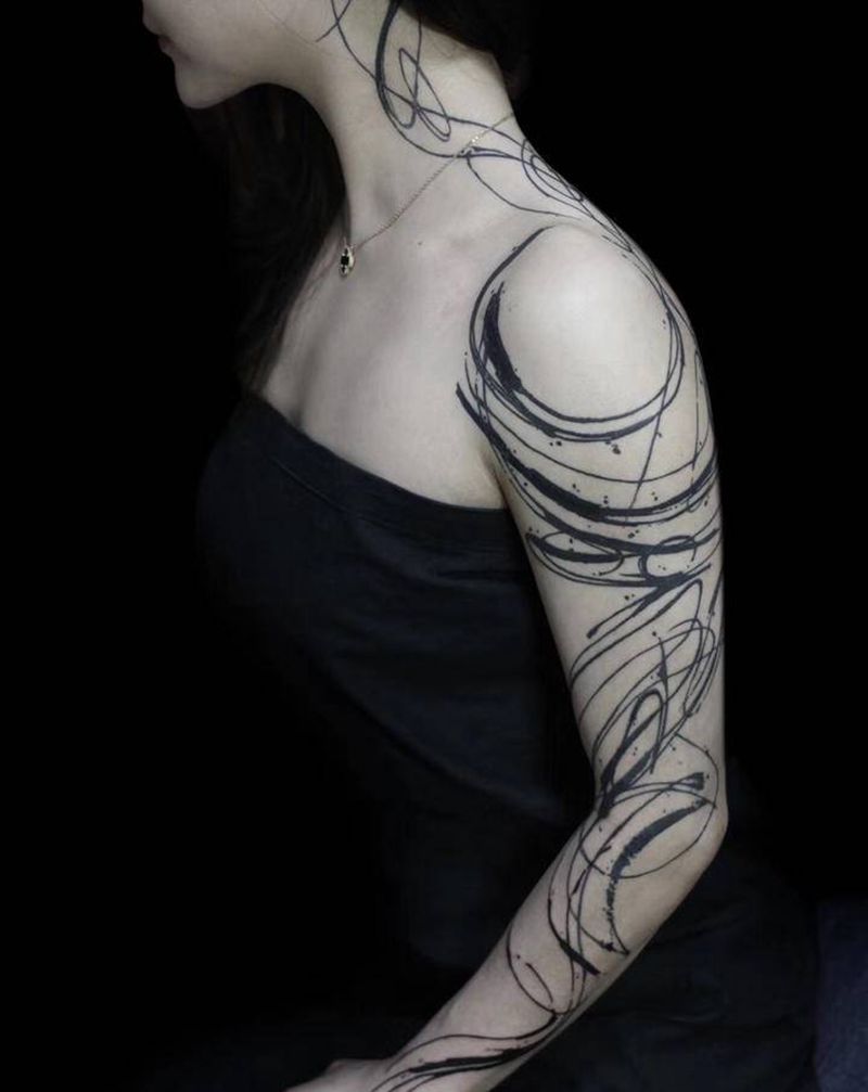 线纹身图片_颈部肩部水墨水彩纹身图案