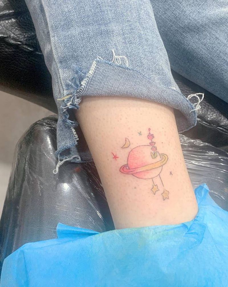 小清新纹身图片_胸部纹身图案