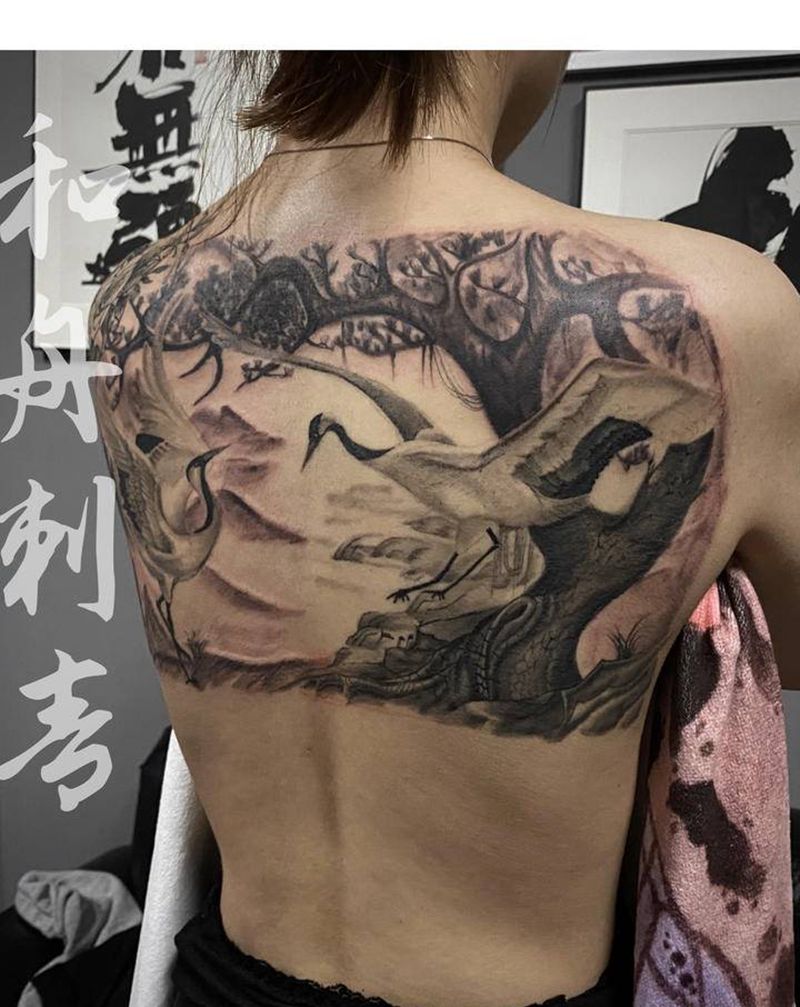 《鹤语》纹身图片_背部胸部水墨鹤纹身图案