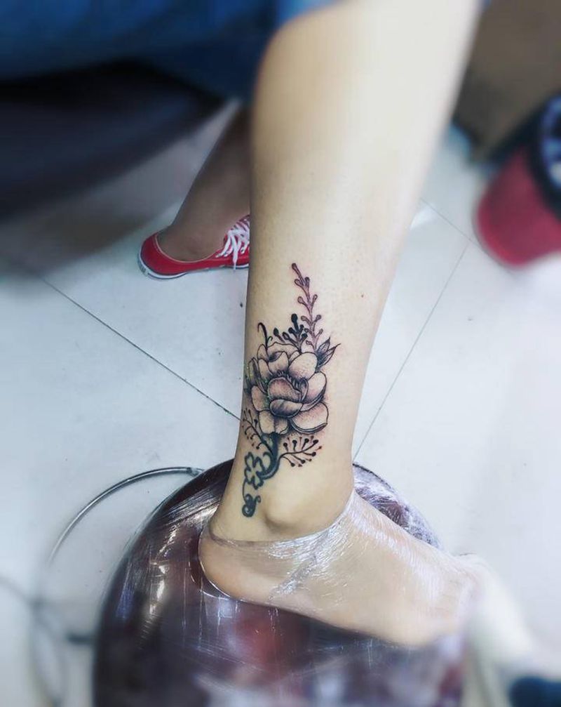 顾客老纹身添加修改纹身图片_腿部纹身图案