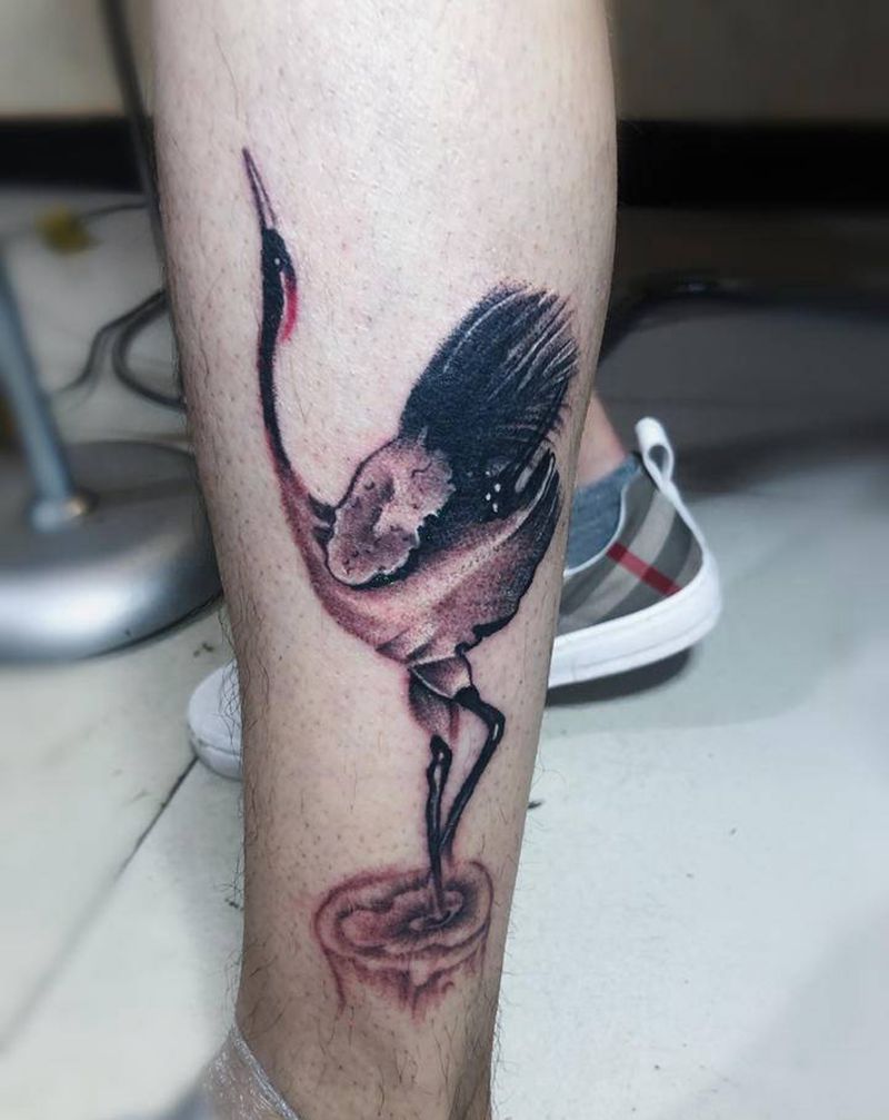 鹤纹身图片_腿部纹身图案