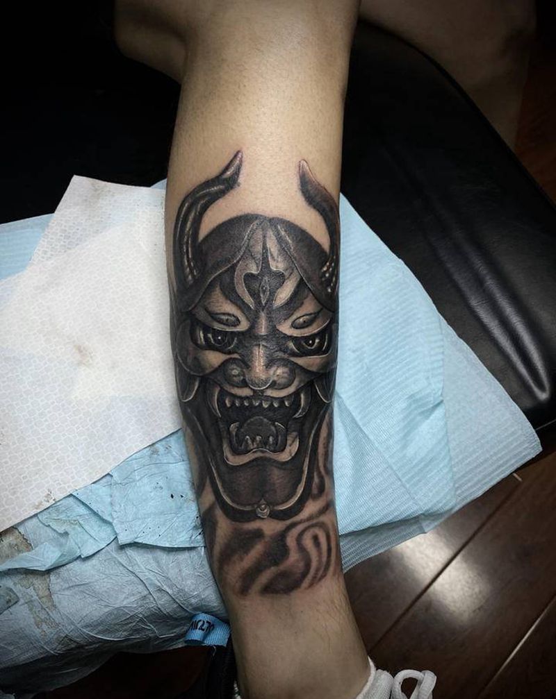 修改遮盖纹身图片_腿部新传统纹身图案