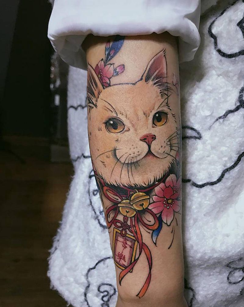 宠物猫纹身图片_手臂欧美写实New School猫纹身图案