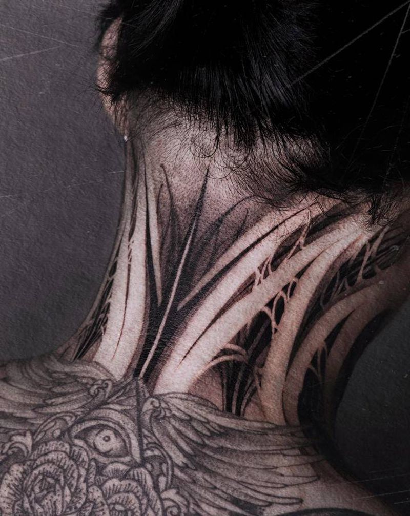 原创black意识流纹身图片_背部颈部花体字图腾原创花体字暗黑纹身图案