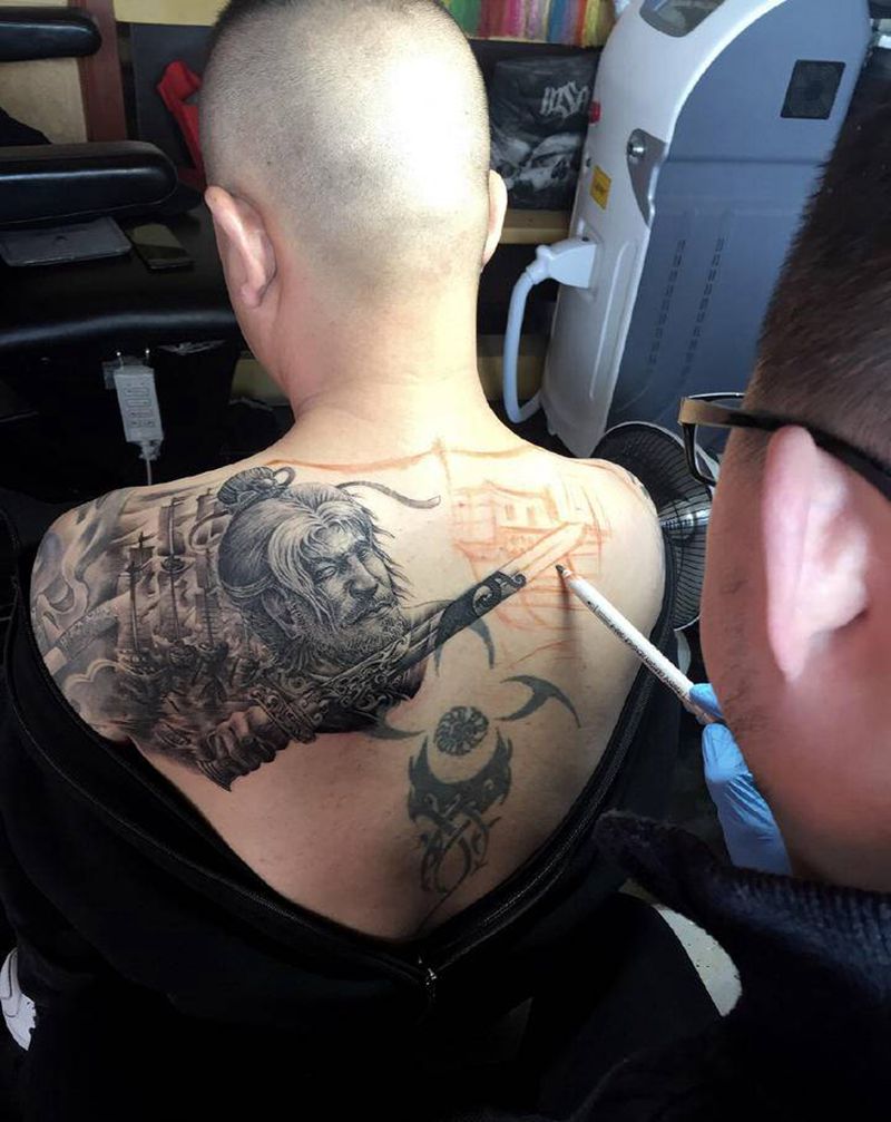 满背未完成  靳凯原创作品纹身图片_背部肩部老传统新传统原创满背刀马纹身图案