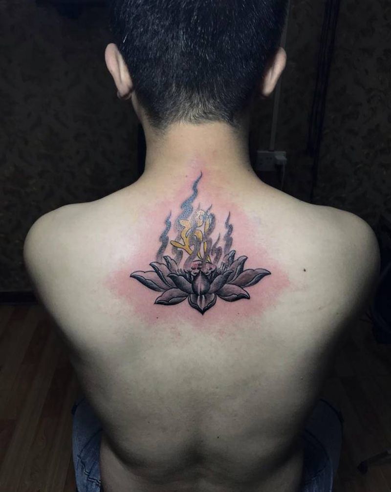 守护纹身图片_肩部新传统小清新纹身图案