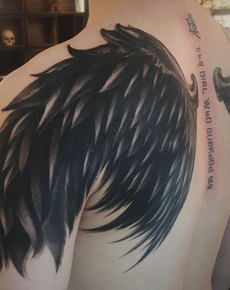 手绘//翅膀纹身图片_欧美写实纹身图案