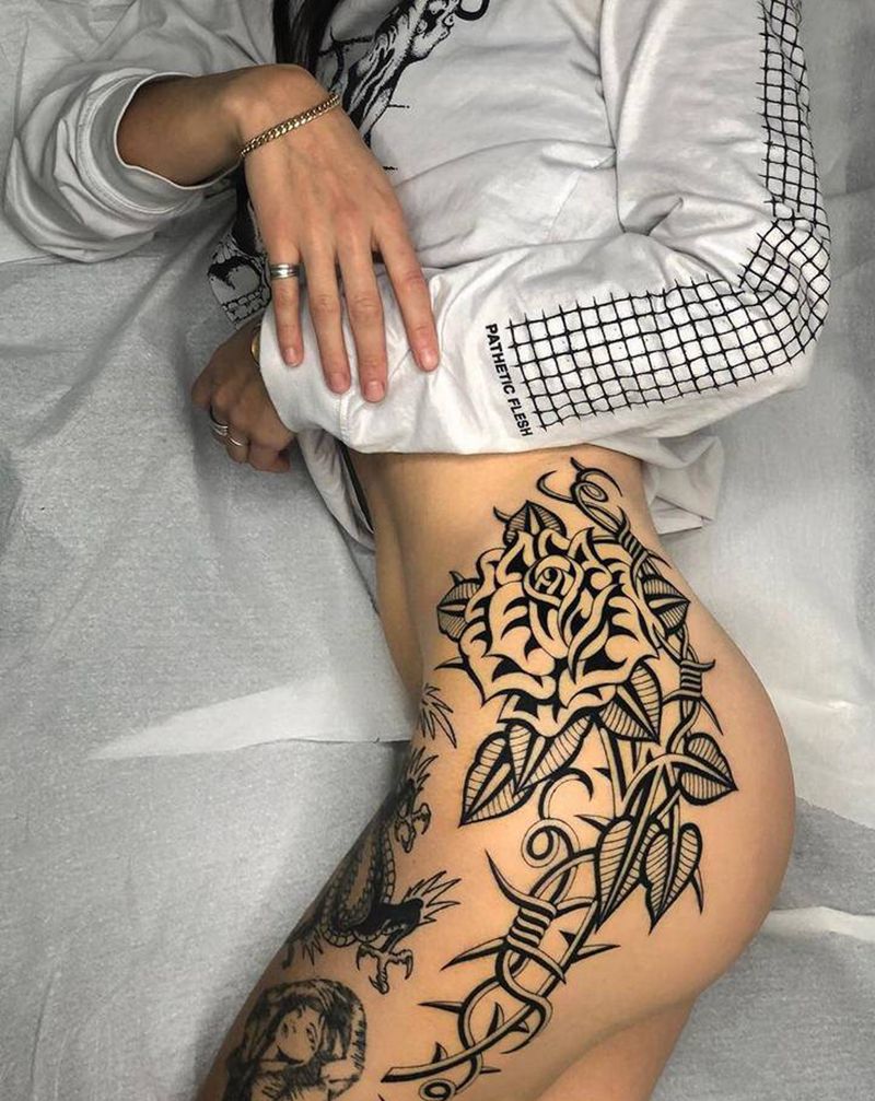 图腾玫瑰纹身图片_腿部图腾纹身图案